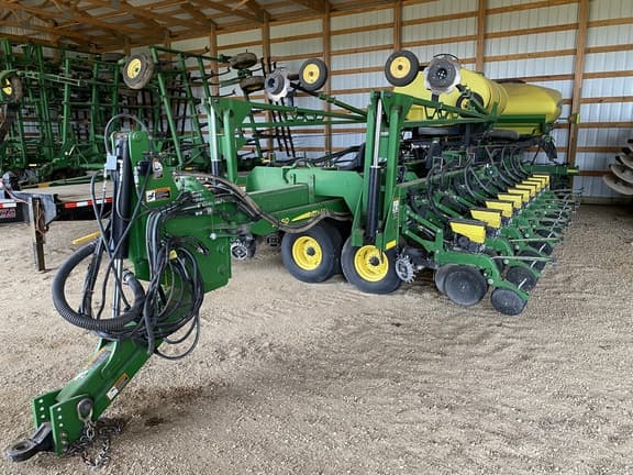 Image of John Deere DB60 equipment image 2