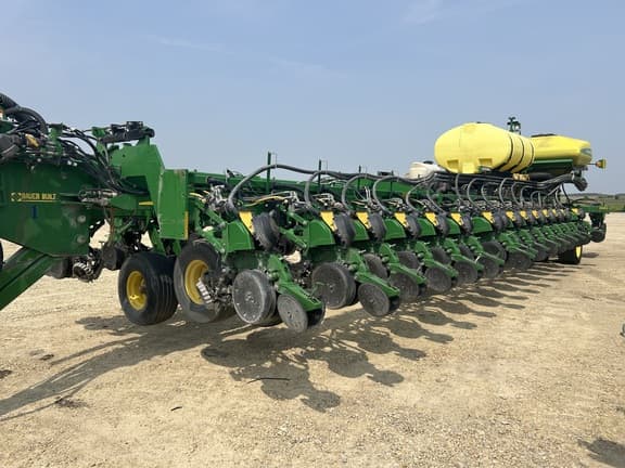 Image of John Deere DB90 Primary image