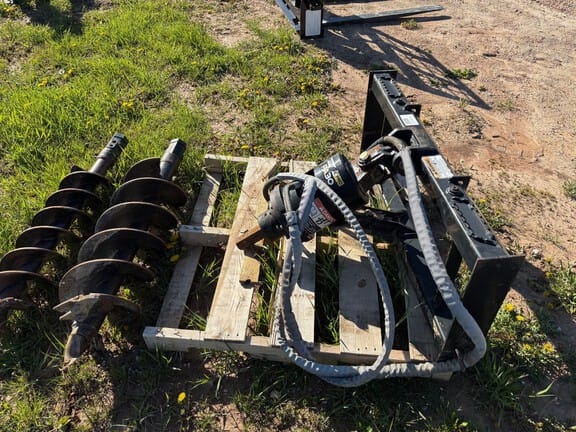 2015 John Deere PA30 Equipment Image0