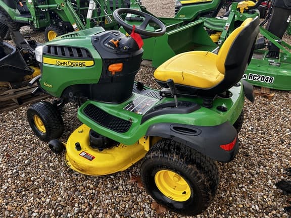 Image of John Deere S240 equipment image 3