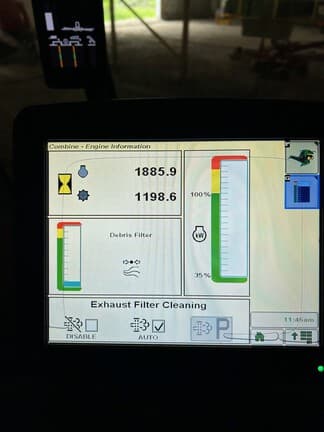 Image of John Deere S690 equipment image 2