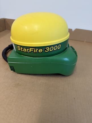 Image of John Deere StarFire 3000 equipment image 1