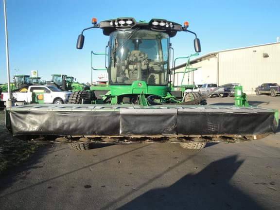 Image of John Deere W235 equipment image 3