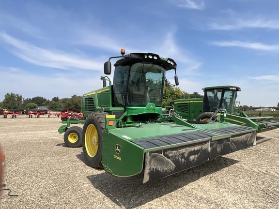 2015 John Deere W235 Equipment Image0