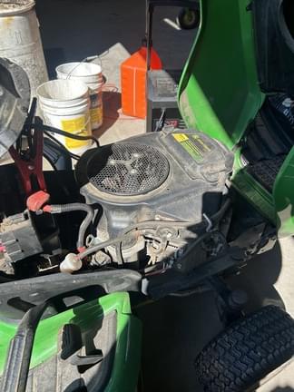 Image of John Deere X300 equipment image 3