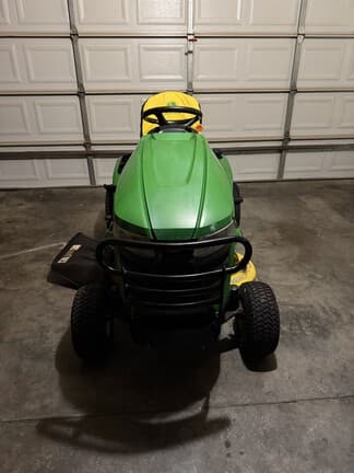 Image of John Deere X304 equipment image 2