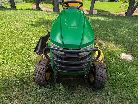 Image of John Deere X320 equipment image 2