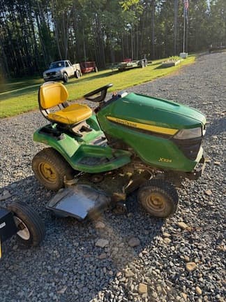 Image of John Deere X324 Primary image