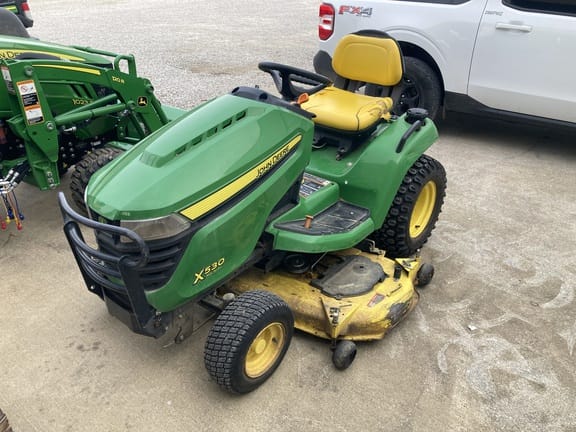 2015 John Deere X530 Equipment Image0
