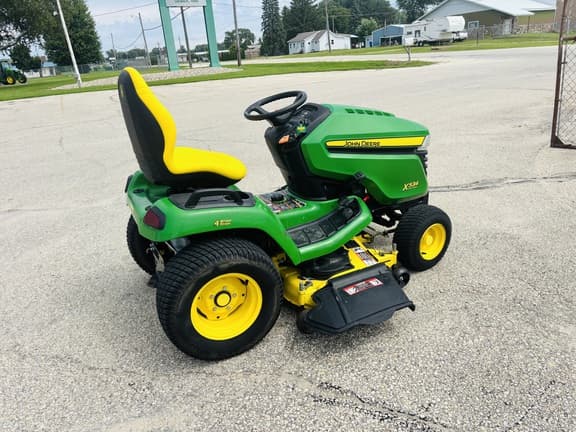 Image of John Deere X534 equipment image 2