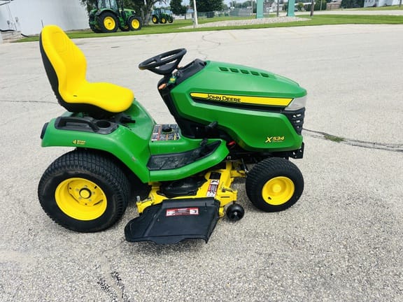 2015 John Deere X534 Equipment Image0