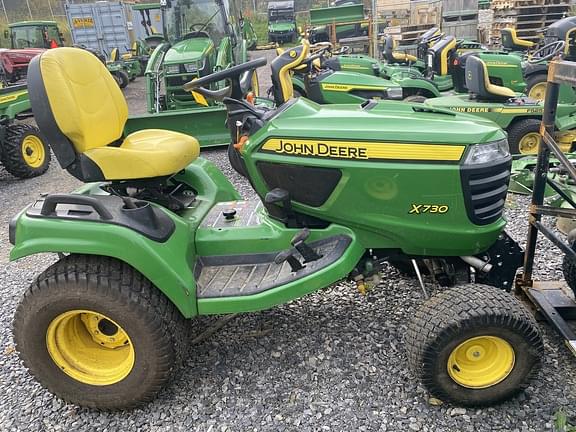 Image of John Deere X730 equipment image 1