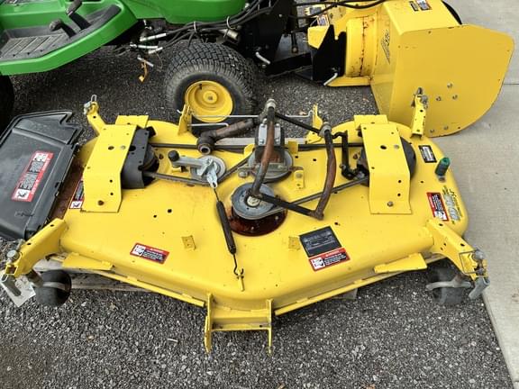 Image of John Deere X730 equipment image 4