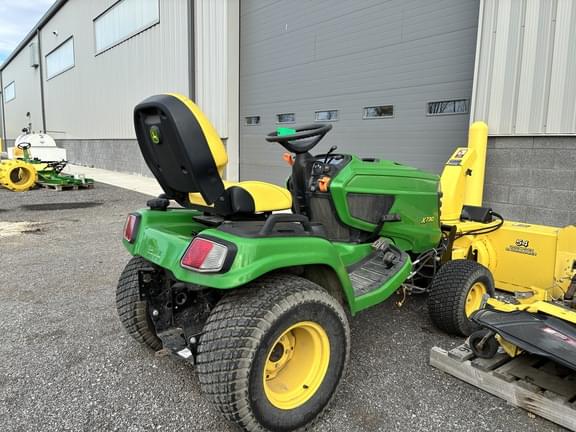 Image of John Deere X730 equipment image 1