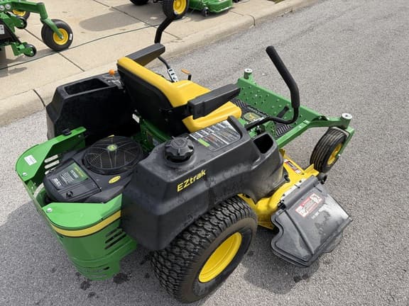 Image of John Deere Z425 equipment image 4
