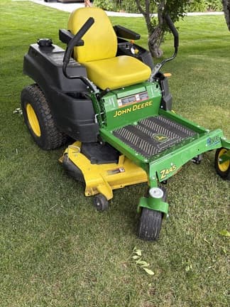 Image of John Deere Z445 equipment image 1