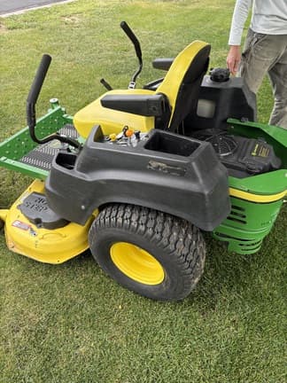 Image of John Deere Z445 equipment image 4