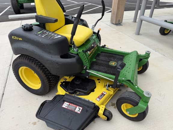 Image of John Deere Z655 equipment image 2