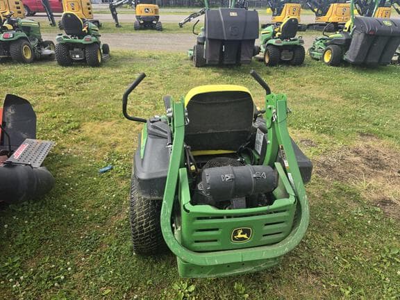 Image of John Deere Z915B equipment image 4