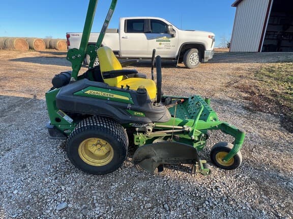 Image of John Deere Z915B equipment image 1