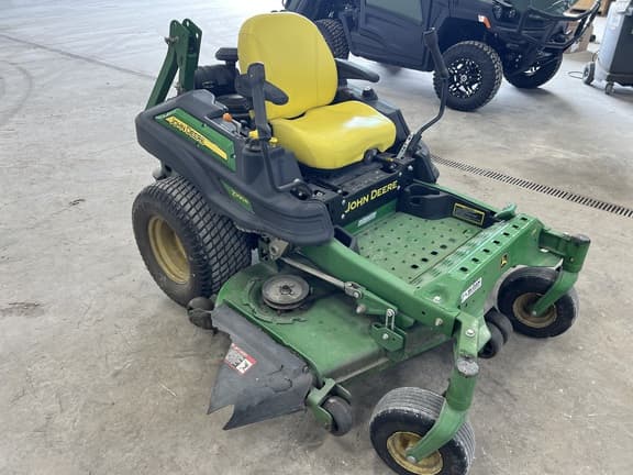 Image of John Deere Z930R equipment image 1