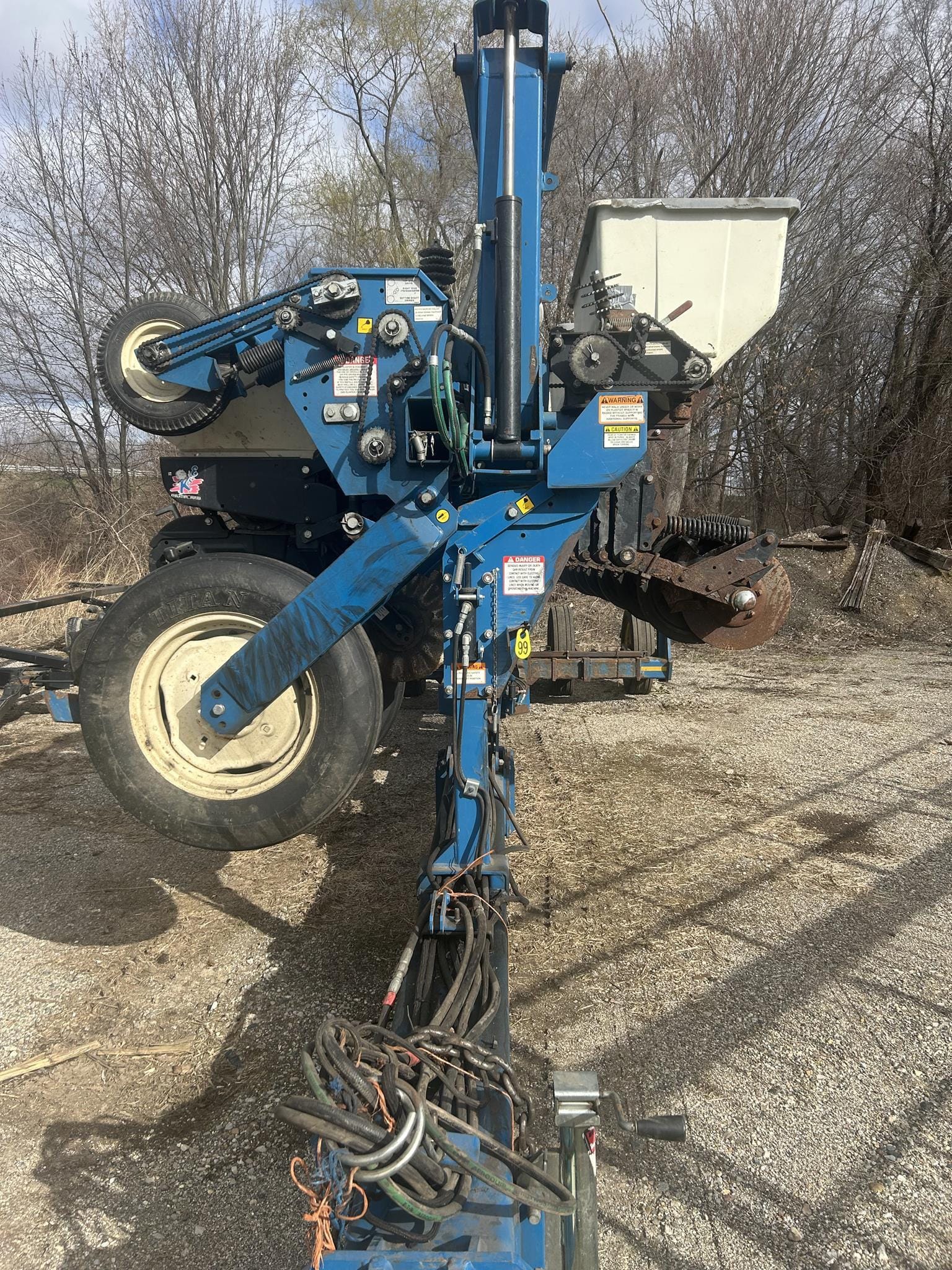 2015 Kinze 3600 Equipment Image0