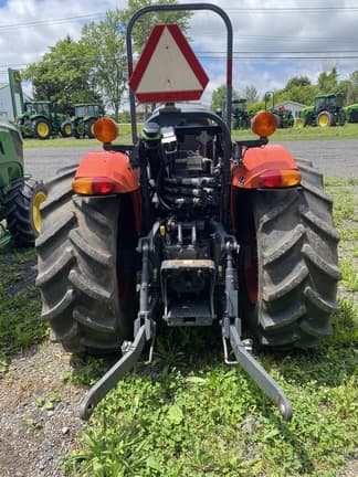 Image of Kubota M5-111 equipment image 2