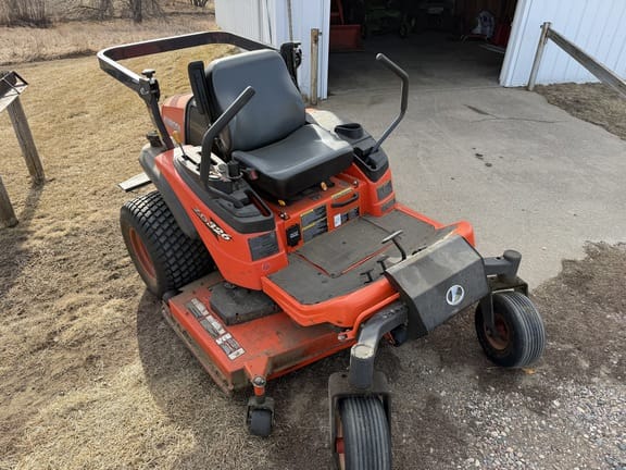 2015 Kubota ZD326 Equipment Image0