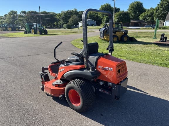 Image of Kubota ZD326 equipment image 4