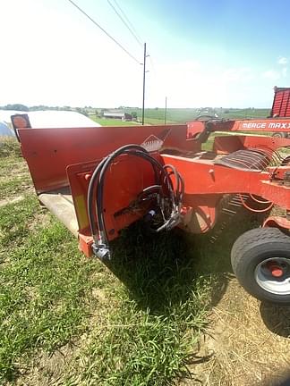 Image of Kuhn Knight MM300 equipment image 4