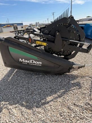 2015 MacDon FD75 Equipment Image0