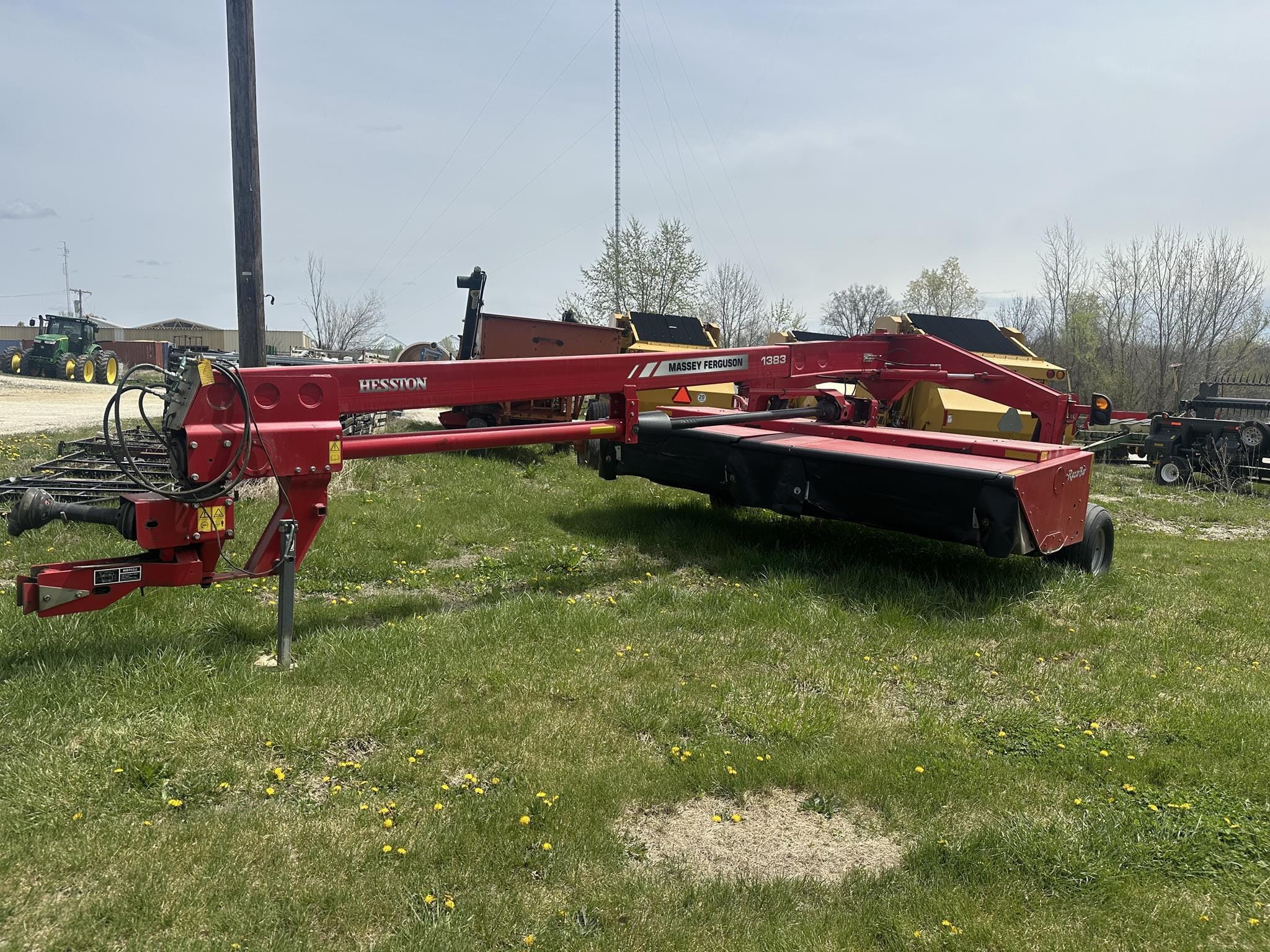 2015 Massey Ferguson 1383 Equipment Image0