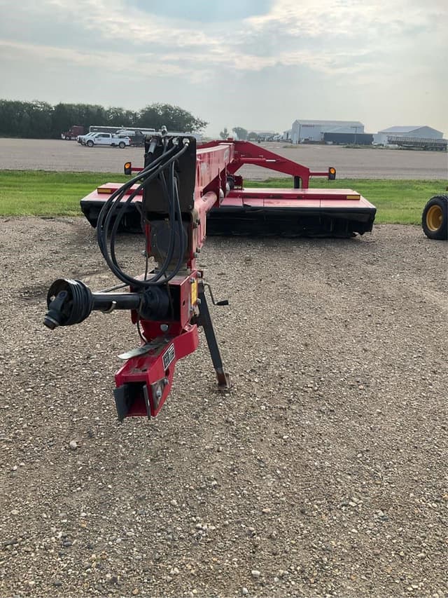 Image of Massey Ferguson 1386 equipment image 2