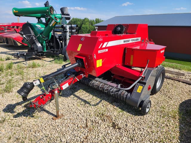 Image of Massey Ferguson 1840 equipment image 4