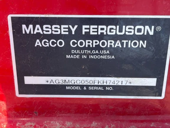 Image of Massey Ferguson GC1705 equipment image 4