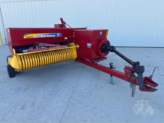 Image of New Holland BC5070 equipment image 1