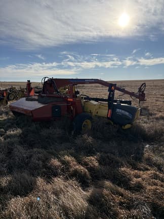Image of New Holland H7150 equipment image 3
