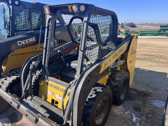 2019 New Holland L216 Equipment Image0
