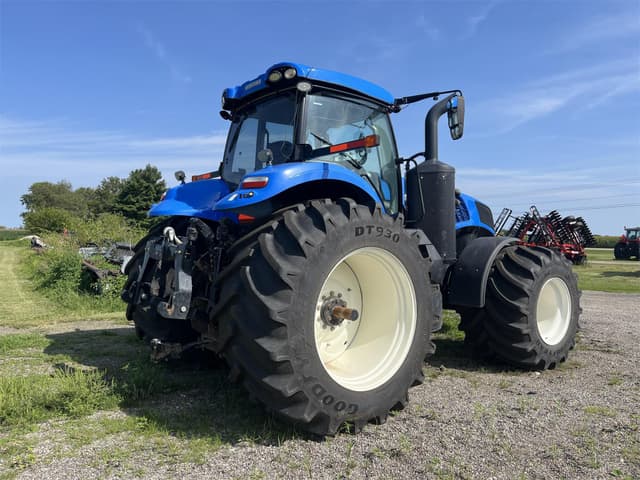 Image of New Holland T8.350 equipment image 3