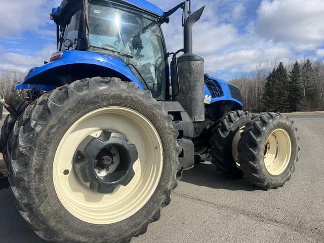 Image of New Holland T8.410 equipment image 4