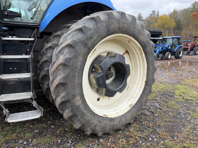 Image of New Holland T8.410 equipment image 2