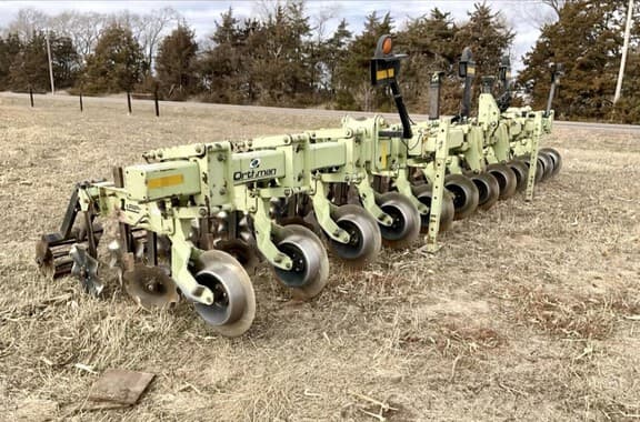 Image of Orthman 1tRIPr equipment image 1