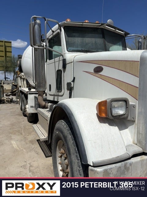 2015 Peterbilt 365 Equipment Image0