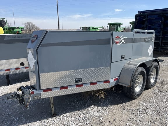 2015 Thunder Creek FST750 Equipment Image0