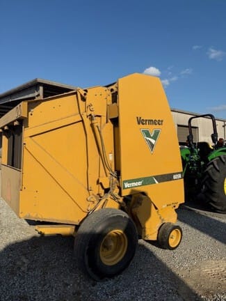 2015 Vermeer 605N Equipment Image0