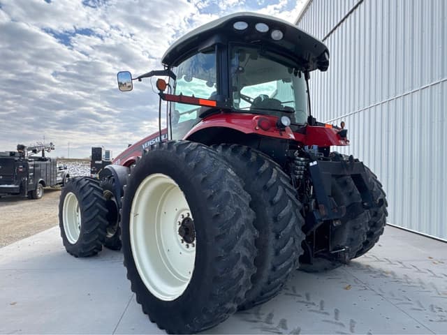 Image of Versatile 260 equipment image 2