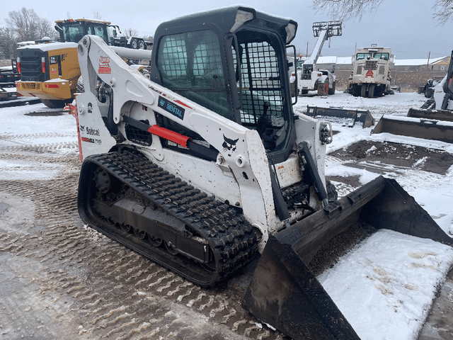 Image of Bobcat T750 equipment image 3