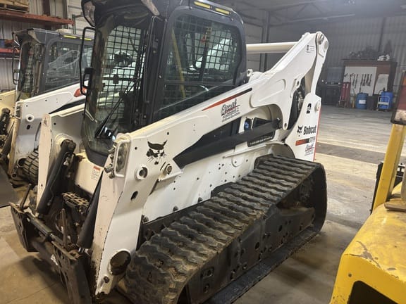 2016 Bobcat T870 Equipment Image0