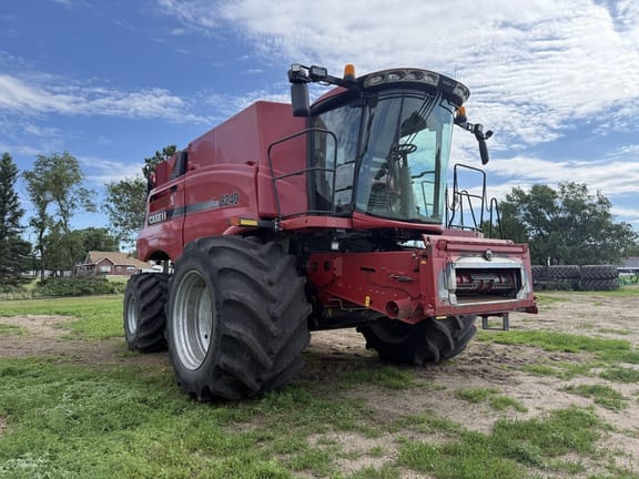 2016 Case IH 8240 Equipment Image0