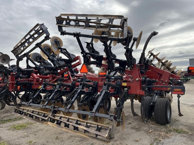 Image of Case IH Ecolo-Tiger 875 equipment image 2